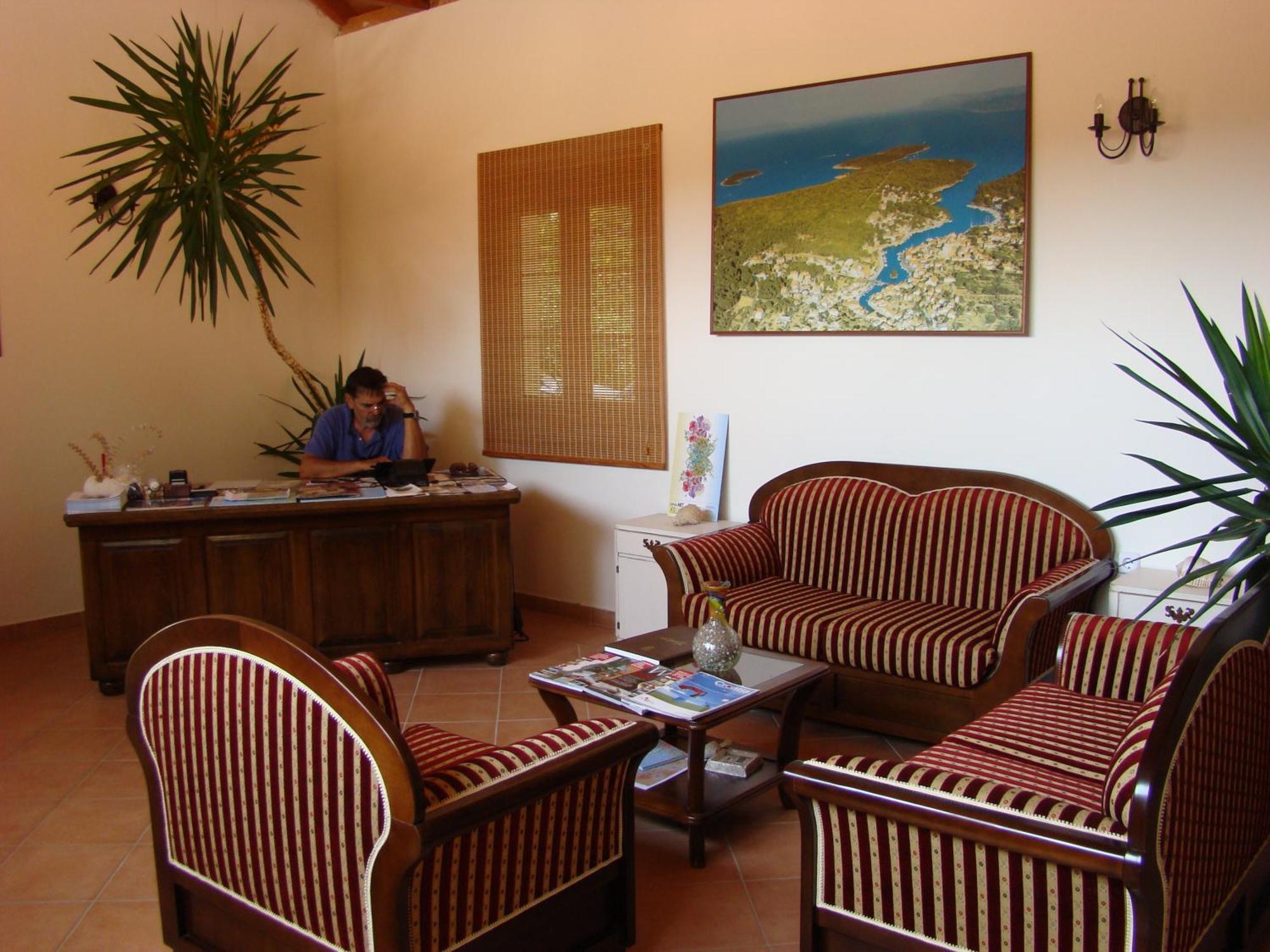 Villas Oleandri 韦伯斯卡 外观 照片